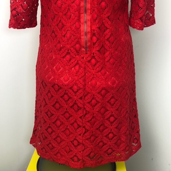 Everly Red Lace Floral Shift Dress Size M - Picture 10 of 13